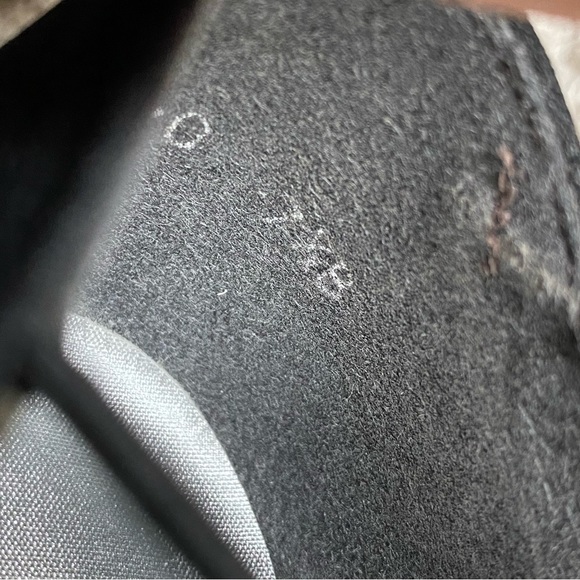 Stuart Weitzman Canvas Crystal Embellishments D'Orsay Pumps size 7 1/2 - Picture 8 of 8